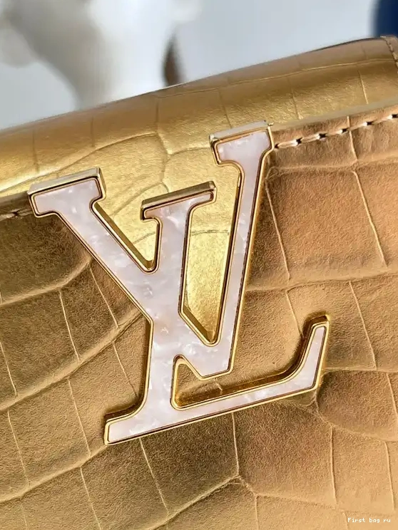 First bag ru MINI LOUIS CAPUCINES VUITTON 0503